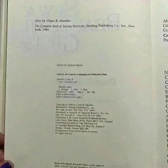 Sew A Beautiful Gift, Book gives you 150 gift patterns! - Picture 4 of 9